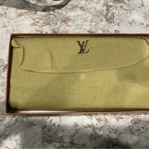 Louis Vinton wallet